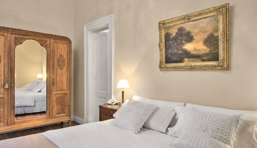 Deluxe-Doppel- oder -Zweibettzimmer