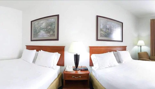 Standardzimmer, 2 Queen-Betten