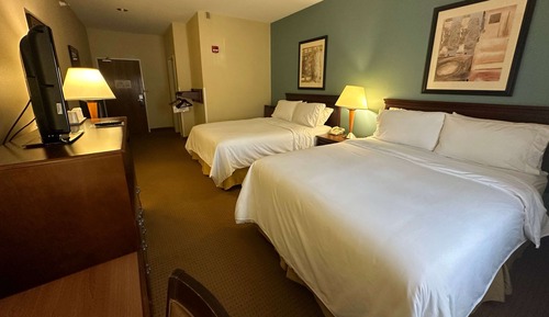 Zimmer, 2 Queen-Betten, barrierefrei, Nichtraucher (Mobility, Roll-in Shower)