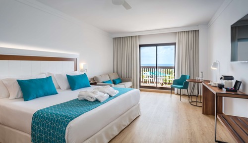 Familien-Suite (3 Adults + 3 Children)