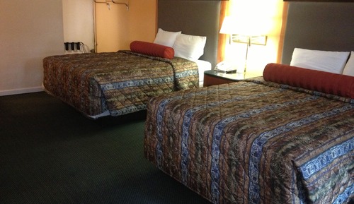 Zimmer, 2 Queen-Betten