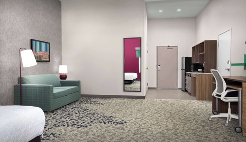 Studio, 1 King-Bett (Roll-In Shower)