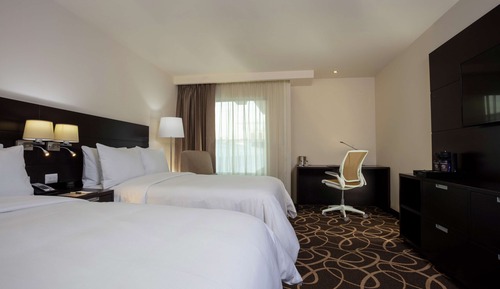 Zimmer, 2 Doppelbetten