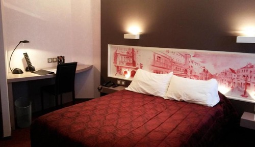 Standard-Doppelzimmer (Shower)