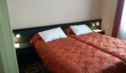 Standard-Zweibettzimmer