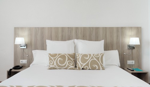 Double Superior Frontal Mediterranean Sea View (1 Adult + 2 children)