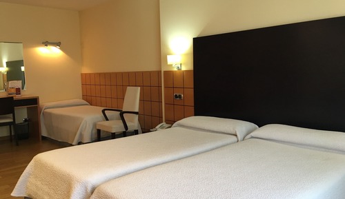Dreibettzimmer