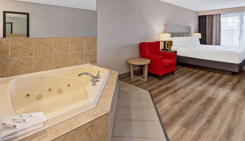 Suite, 1 King-Bett, Nichtraucher, Whirlpool