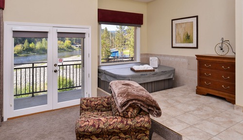Suite, 1 King-Bett, Kamin, Flussblick (Oversized Room)