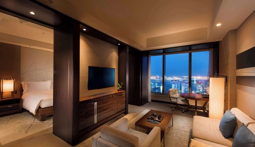 Suite, 1 King-Bett, Buchtblick, Eckzimmer