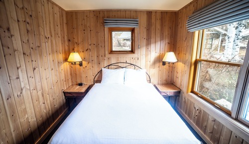 Ferienhütte, 2 Queen-Betten (at Patterson Lake Loft Site)