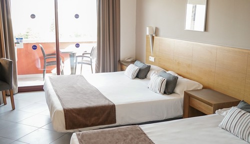 Dreibettzimmer (3 adultos)