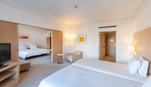 Suite, 1 Schlafzimmer, Zutritt zur Club Lounge, Stadtblick (Up to 4 Adults)