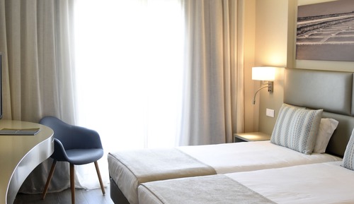 Standard-Zweibettzimmer, Poolblick