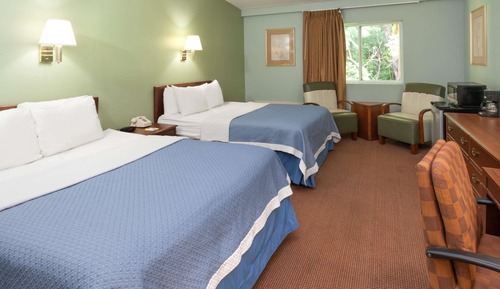 Zimmer, 2 Queen-Betten, Nichtraucher