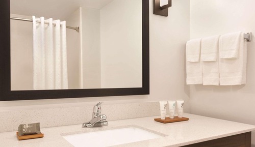 Zimmer, 2 Queen-Betten, Nichtraucher