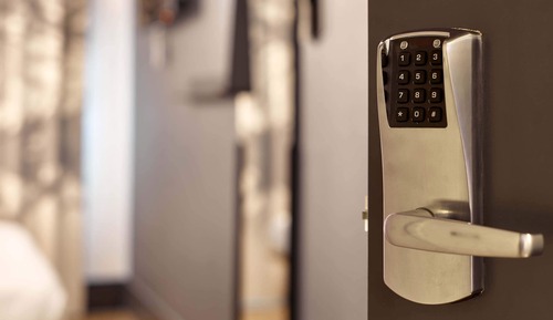 Dreibettzimmer, Nichtraucher