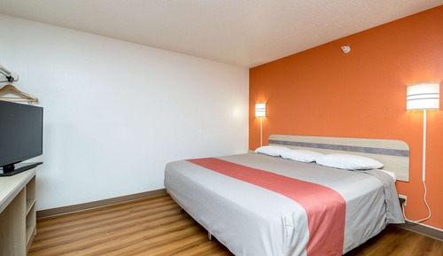 Standard-Suite, 1 King-Bett, barrierefrei, Raucher