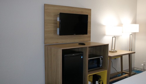 Zimmer, 1 King-Bett, barrierefrei, Nichtraucher (Bathtub w/ Grab Bars)