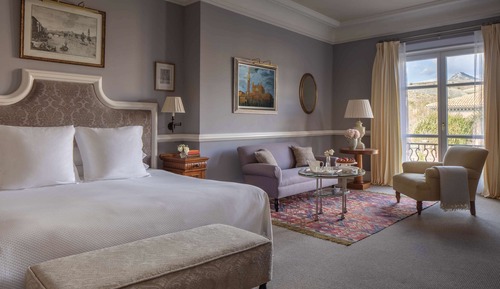Junior-Suite (Extra Bed 2 Adults + 1 Child)