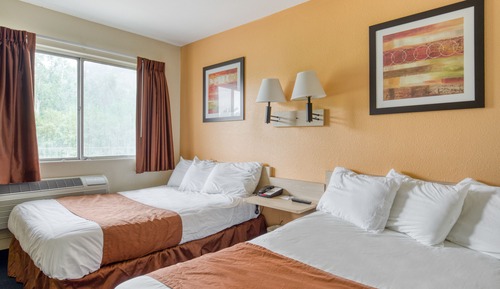 Zimmer, 2 Doppelbetten, barrierefrei, Nichtraucher (Mobility,roll-in shower)