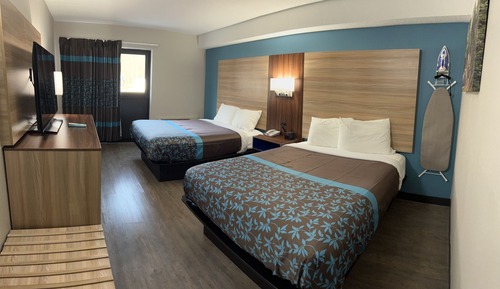 Standardzimmer, 2 Queen-Betten, Nichtraucher, Kühlschrank und Mikrowelle