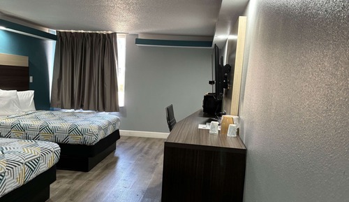 Standardzimmer, 2 Queen-Betten, Nichtraucher, Kühlschrank und Mikrowelle