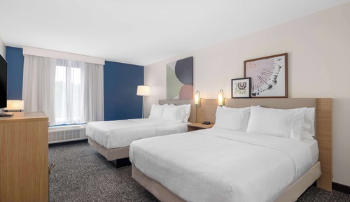 Zimmer, 2 Queen-Betten