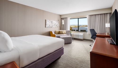 Zimmer, 1 King-Bett und Schlafsofa