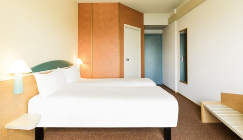 Zweibettzimmer, 2 Einzelbetten