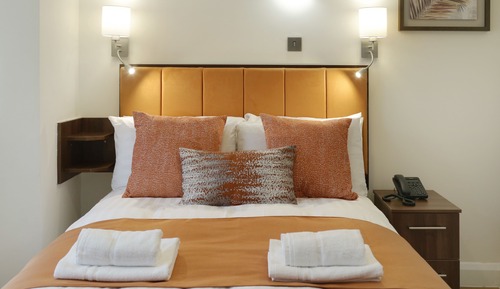 Deluxe-Doppelzimmer, 1 Queen-Bett, mit Bad