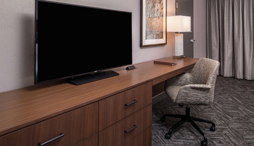 Zimmer, 1 King-Bett und Schlafsofa