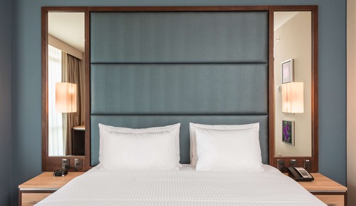 Zimmer, 1 King-Bett, barrierefrei (Hearing)