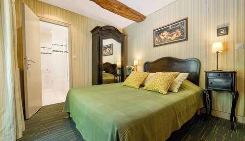 Traditional-Doppelzimmer