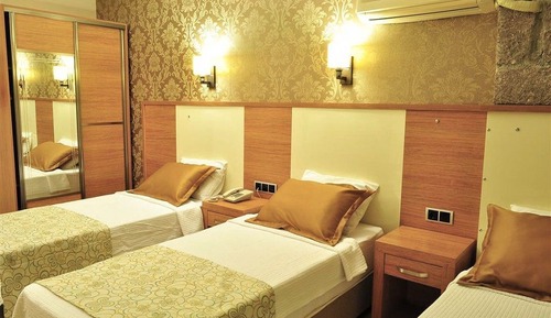 Standard-Dreibettzimmer