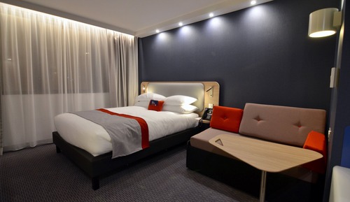 Standardzimmer, 1 Doppelbett und Schlafsofa (Airport View)