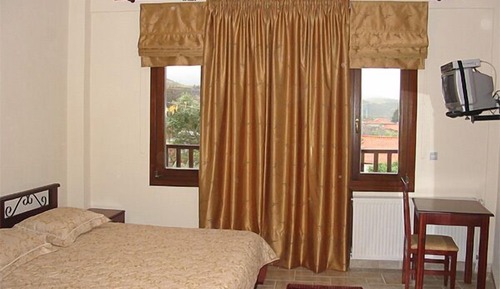 Classic-Doppel- oder -Zweibettzimmer