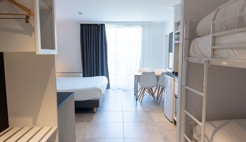 Executive-Studio, Mehrere Betten