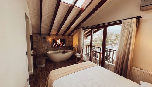 Cati Deluxe Kuvetli Oda