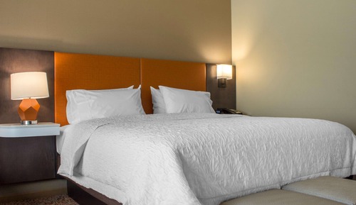 Zimmer, 1 King-Bett, barrierefrei, Nichtraucher (Hearing)