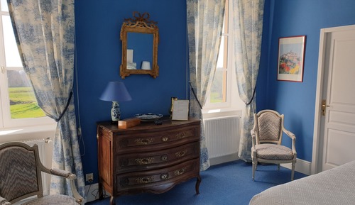 Deluxe-Doppelzimmer, eigenes Bad, Parkblick (Chambre Bleue )