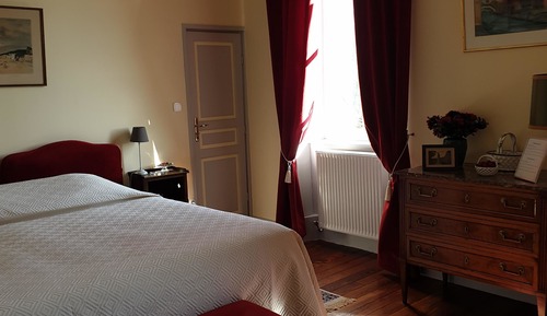 Deluxe-Doppelzimmer, eigenes Bad, Parkblick (Chambre Jaune)