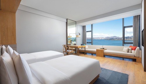 Standardzimmer, 2 Doppelbetten, Seeblick (140 Degree Lake View)