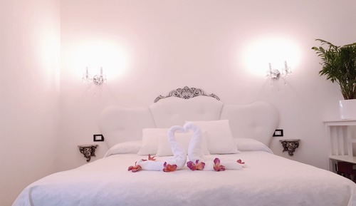 Exclusive-Suite
