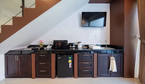 1 Bedroom Suite Pool Access