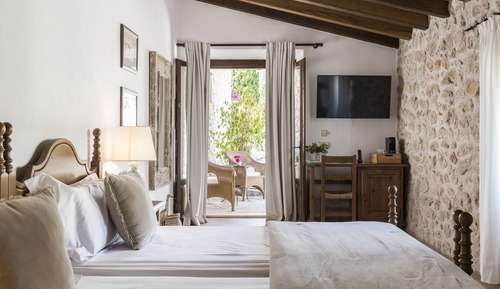 Doppelzimmer, Blick auf den Innenhof (Vista)