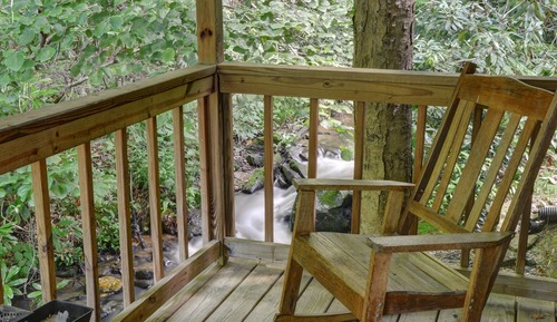 Honeymoon-Ferienhütte, 1 Queen-Bett (Cozy Creek)