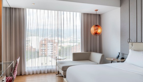 Executive-Suite, 1 King-Bett