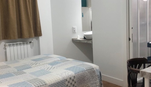 Zweibettzimmer, eigenes Bad