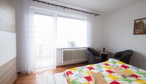 Doppelzimmer, Gemeinschaftsbad, Bergblick